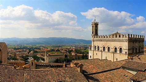 gucci vicino gubbio|where is gubbio located.